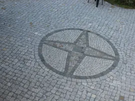 Granitpflaster mit Motiv